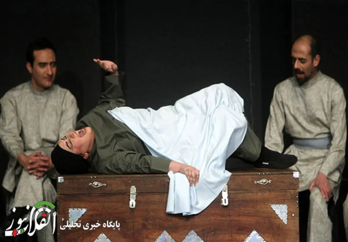 نمایش صحنه زایمان در یک تئاتر! +تصاوير