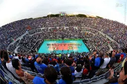 تماشای والیبال به سبکی دیگر + عکس