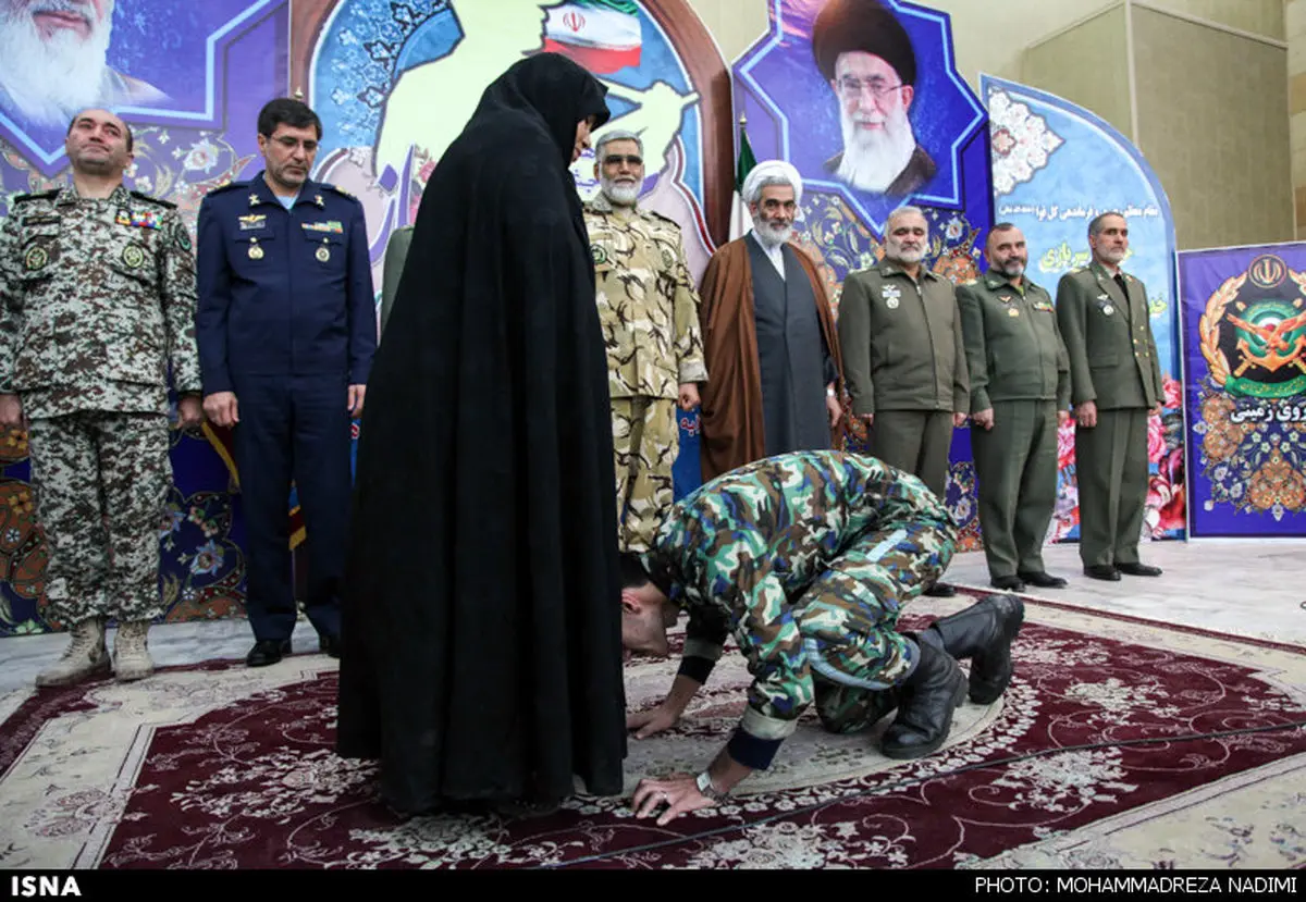 حرکت زیبای یک سرباز ایرانی/عکس