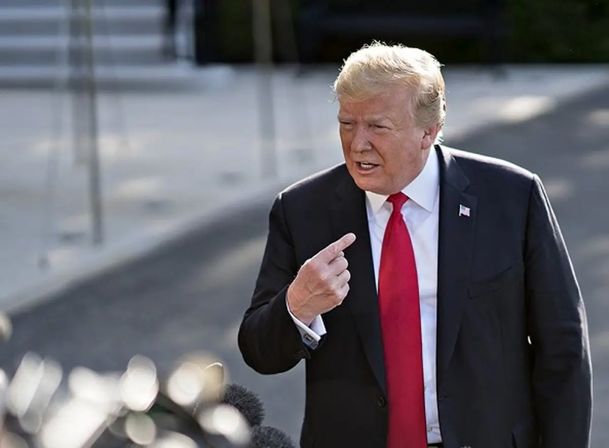 یادداشت مقام ارشد سابق آمریکایی در CNN: ترامپ در مقابل ایران فریاد می زند اما چماق کوچکی در دست دارد؛ چرا؟