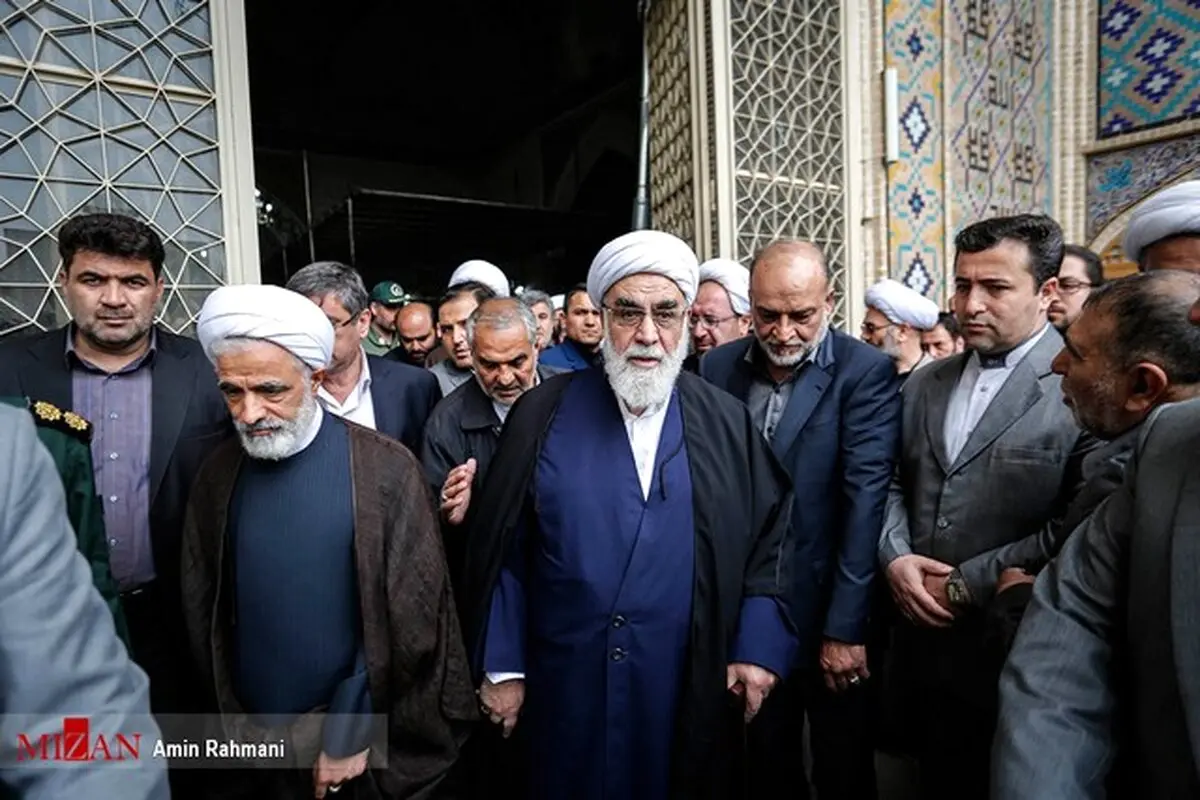 رئیس دفتر رهبر انقلاب در مراسم تشییع آیت الله باریک بین/عکس