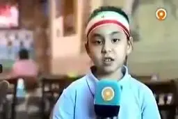 ببینید: صحبت های ستایش خانم با جواد خیابانی که واکنش ایشون رو در پی داشت
براش چیپس نگه میداره