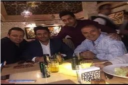 نخستین عکس از محمدرضا گلزار در رستورانش