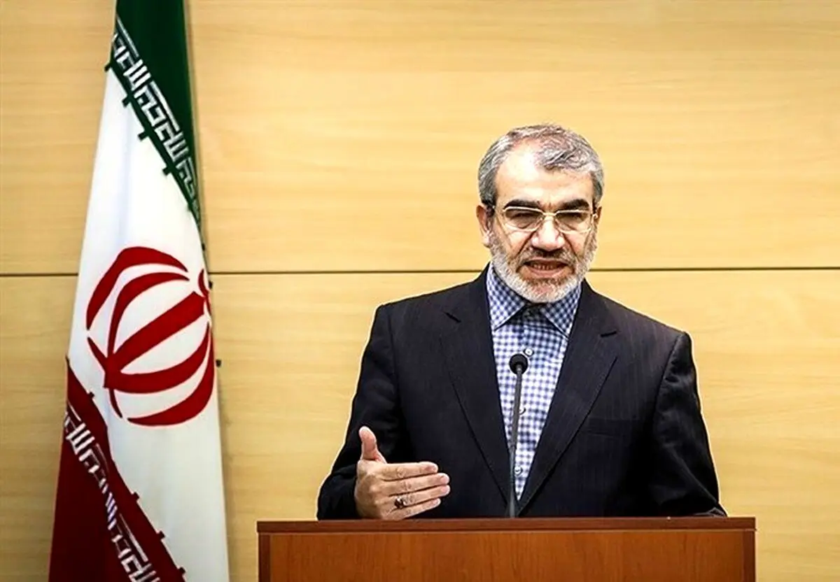 کدخدایی:به احمدی‌نژاد گفتم که انصراف بدهد/جلسات برای رسیدن به مصادیق رجل سیاسی همچنان ادامه دارد