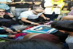 کیک تولد مرتضی پاشایی در بهشت زهرا/عکس