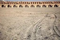 سی و سه پل در خطر نابودی!/ عکس