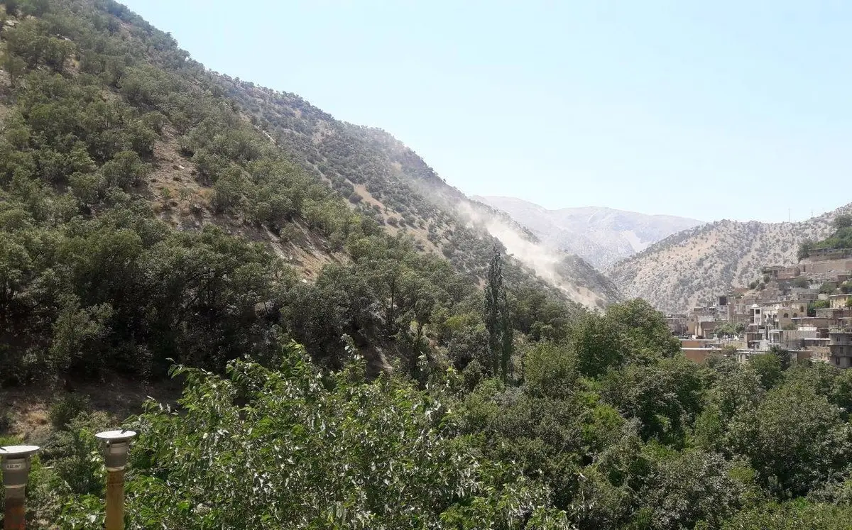 ریزش قسمتی از کوه باینگان در اثر زمین لرزه امروز کرمانشاه/عکس