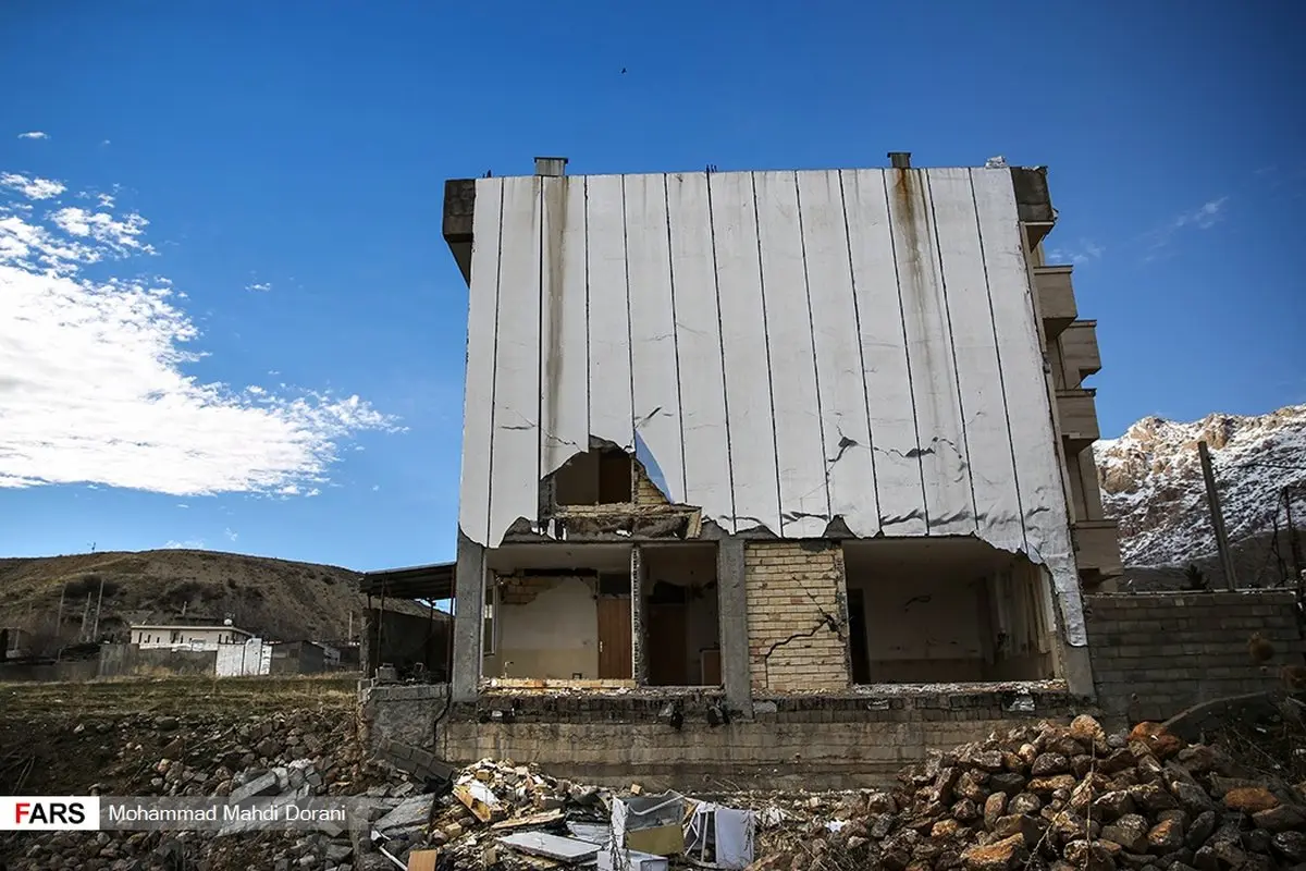 روز‌های سخت مردم سی‌سخت+عکس‌ها