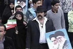 عکس/ یک داش مشتی در راهپیمایی 22 بهمن