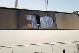 حمله به اتوبوس بازیکنان استقلال خوزستان