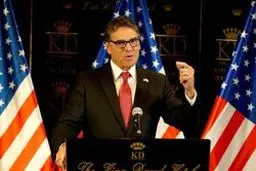 وزیر انرژی آمریکا: ترامپ برگزیده‌ خداوند است!