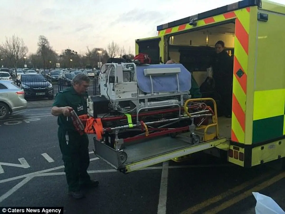 نوزاد ۶۵۰ میلیونی به خانه آمد!/عکس