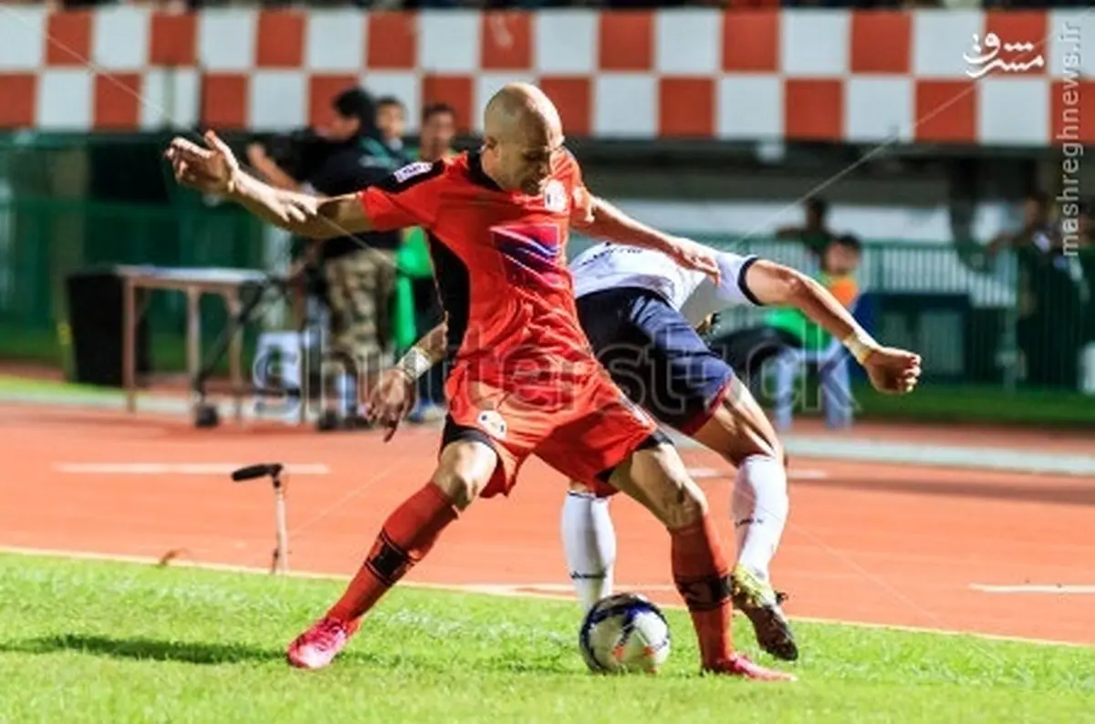 حال و روز مهاجم سابق استقلال و تیم ملی در تایلند +عکس