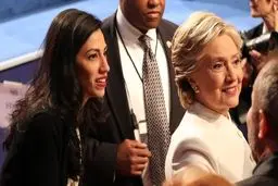 همه چیز درباره رسوایی جدید ایمیل های هیلاری کلینتون/ نامزد دموکرات ها بازداشت می شود؟