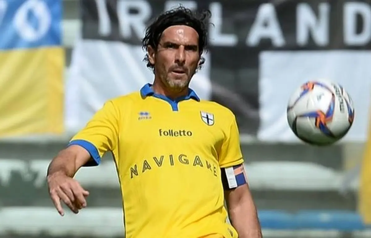 تعصب و وفاداری به سبک لوکارلی؛ پارما بازگشت، کاپیتان می‌رود