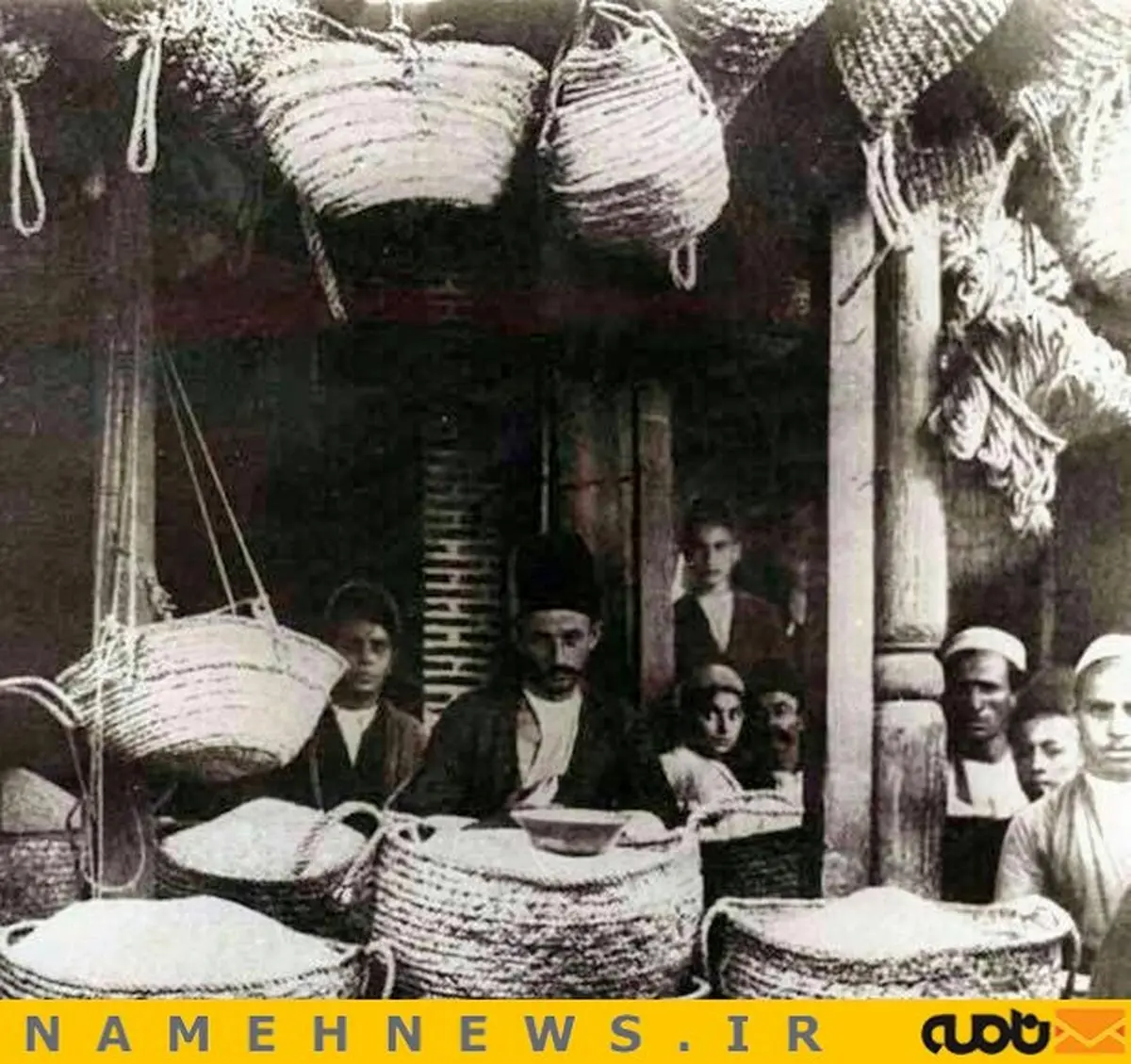 مغازه(دکان)برنج فروشی ۱۰۰سال پیش/ عکس