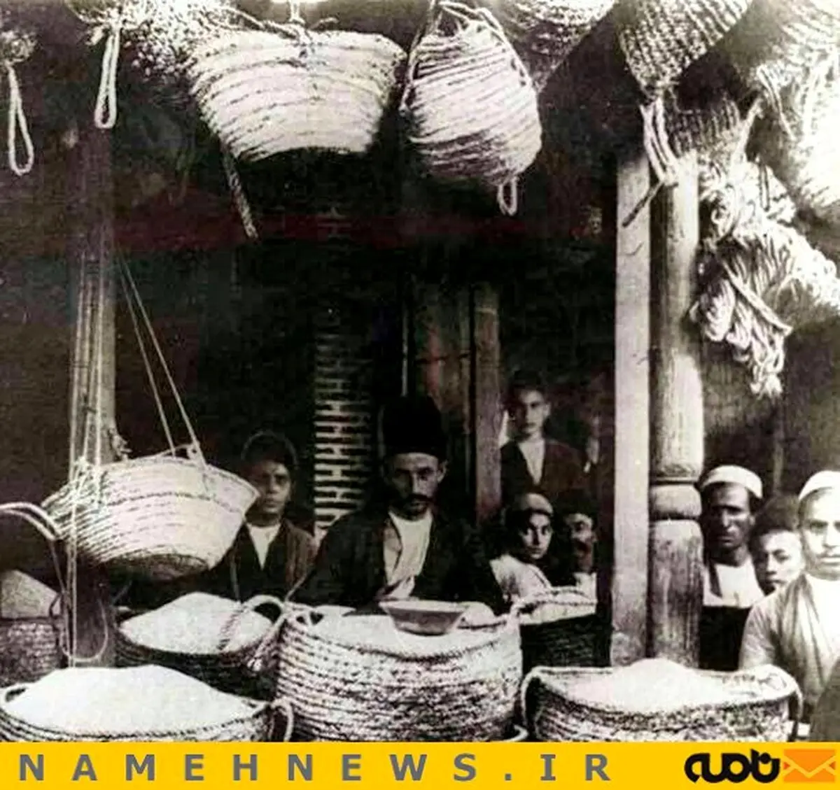 مغازه(دکان)برنج فروشی ۱۰۰سال پیش/ عکس