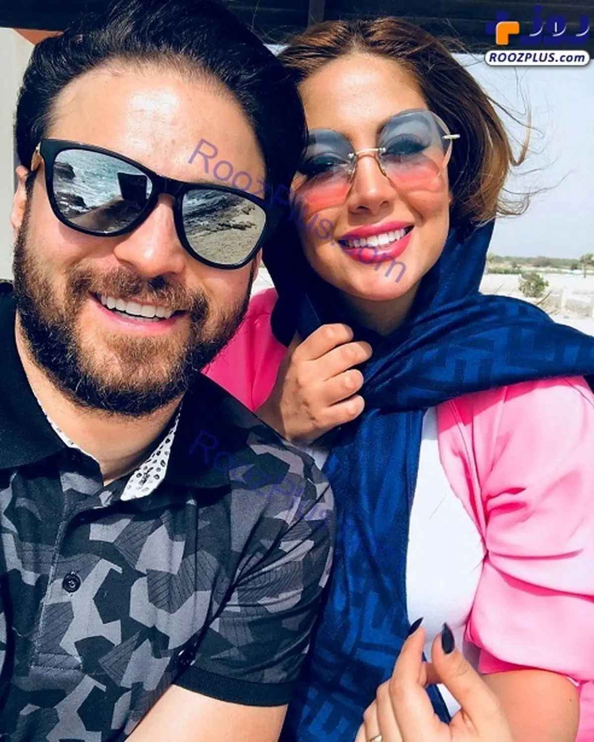 عکسی شاد از خواننده مشهور و همسر دومش