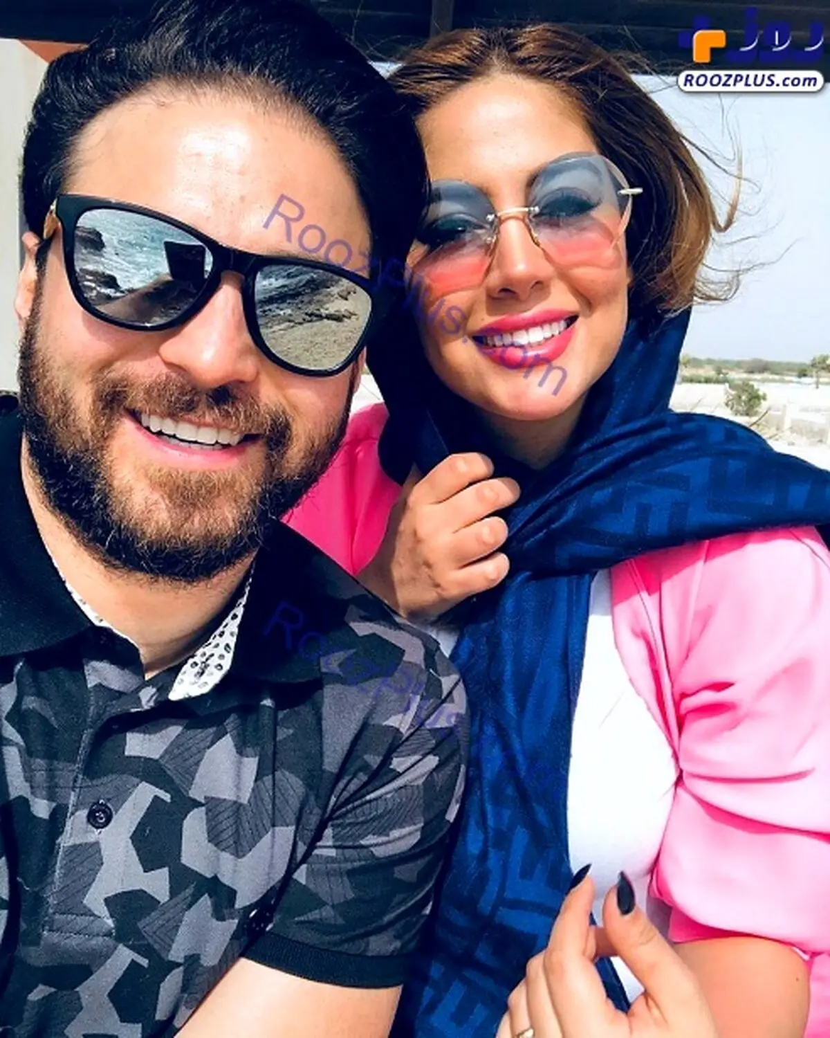 عکسی شاد از خواننده مشهور و همسر دومش