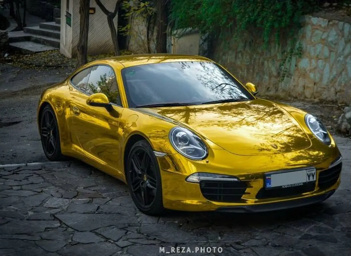 پورشه طلایی دیده بودید؟! / عکس