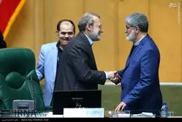 خوش و بش لاریجانی و علی مطهری/عکس