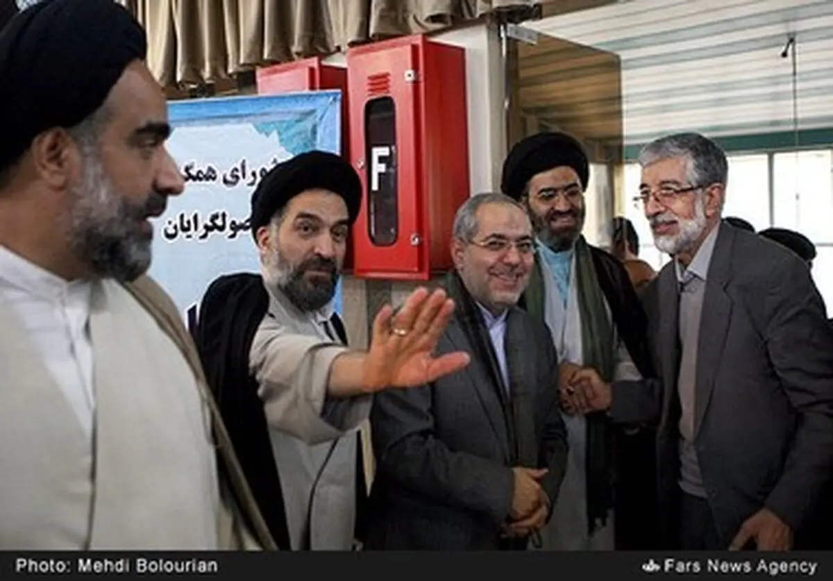 حاشیه های تصویری پنجمین نشست همگرایی اصولگرایان با حضور باهنر، حدادعادل، علم الهدی و وزرای دولت احمدی نژاد