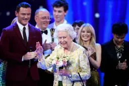 تصاویری از جشن تولد ۹۲ سالگی ملکه انگلیس