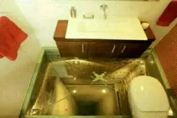 مرتفع ترین توالت جهان / عکس