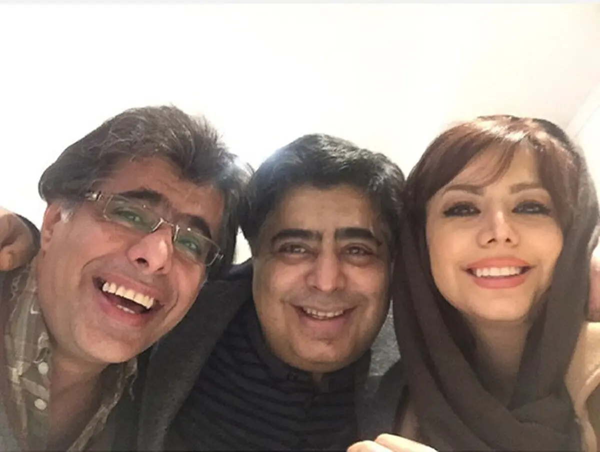 عکس جالب رضا شفیعی جم در کنار خواهر و برادرش