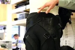 شلواری برای راه رفتن معلولان+تصاویر