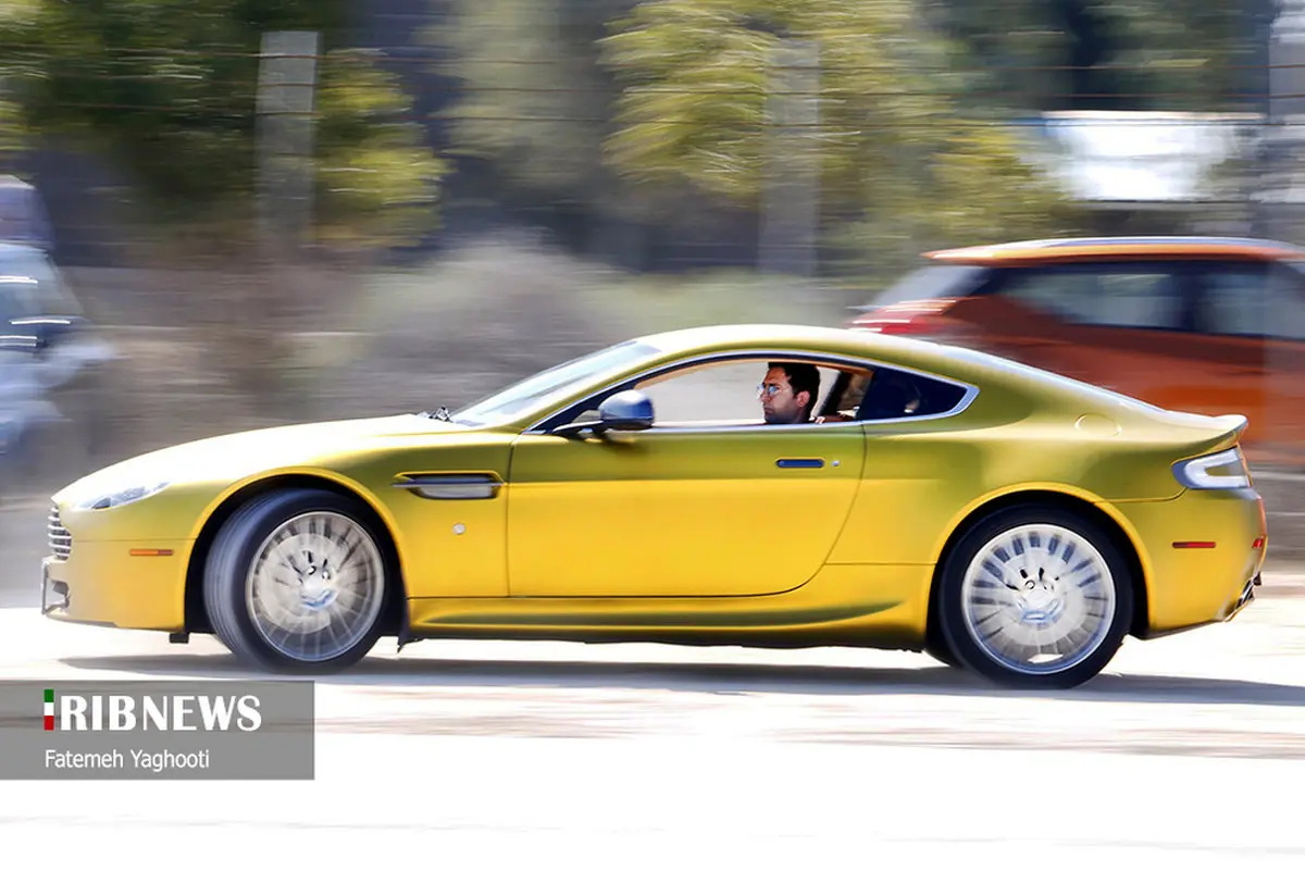 مسابقات اتومبیلرانی با خودرو‌های میلیاردی در کیش+عکس‌ها