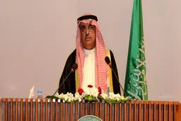 وقتی یک هشتگ، وزیر سعودی را برکنار کرد