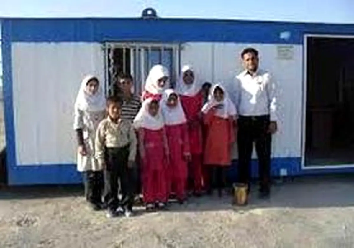 تحصیل در کانکس‌ در سرمای زیر صفر اردبیل