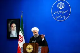 روحانی: سلامت دستگاه قضایی بایدمورد اعتماد مردم باشد/شب گذشته نامه یکی از هنرمندان را خواندم/ کارتن خواب دیده بودیم، فقیر دیده بودیم اما قبر خواب ندیده بودیم/ گور خوابی از فقر، برای مردم و دولت قابل تحمل نیست