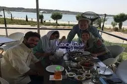 تصویری از آتیلا پسیانی در یک دورهمی خانوادگی