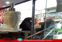 تصویری از وزیر دفاع با لباس شخصی در بازار تهران