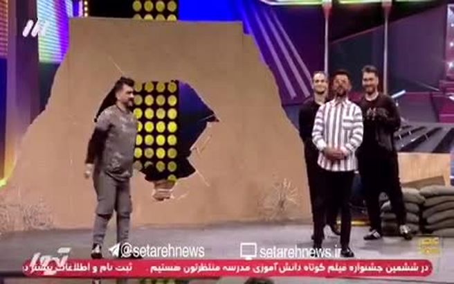 کتک خوردن امین حیایی در برنامه  عصر جدید + ویدئو