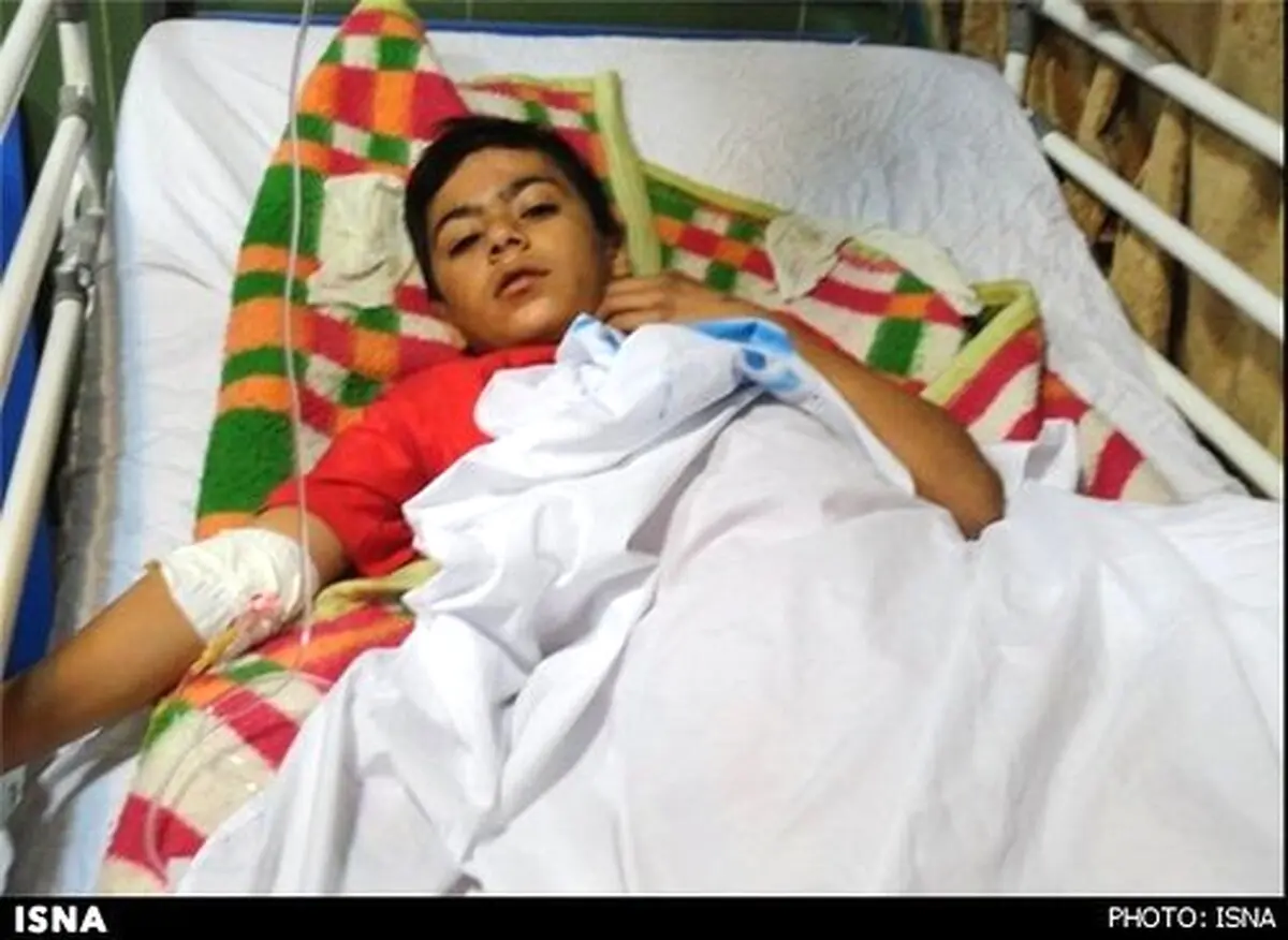 3 کشته در تصادف خودروی حامل کنک فوکاران با اتوبوس/عکس