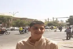 یک نوجوان ۱۳ساله خطاب به قالیباف: پول بخشش املاک نجومی دارید، پول مقابله با آلودگی هوا ندارید؟