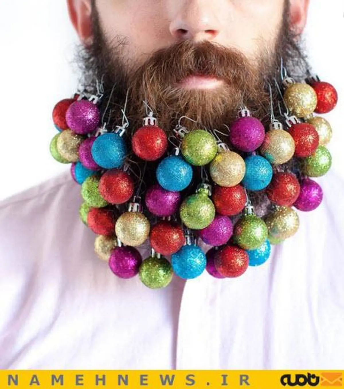 مردی که ریش‌هایش را به شکل‌های عجیبی تزئین می‌کند! / تصاویر