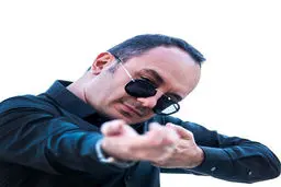 پوزيشن خاص احسان كرمي + عكس