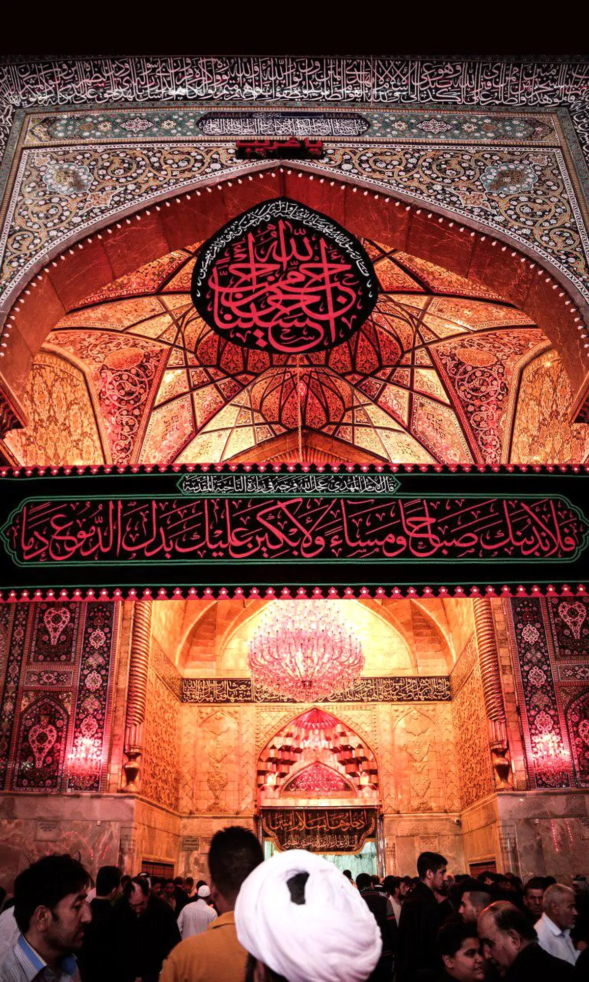 تصویری زیبا از ایوان طلای حرم امام حسین(ع)
