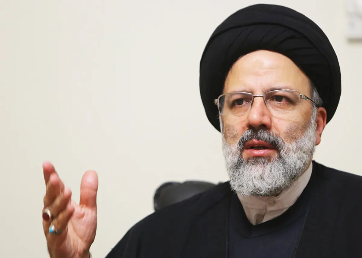 کنایه‌های ادامه دارِ رئیسی به روحانی:در کسوت روحانیت هستند، اما نگاه سکولار دارند