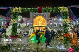 آذین‌بندی و چراغانی حرم مطهر رضوی در آستانه میلاد امام هشتم/تصاویر