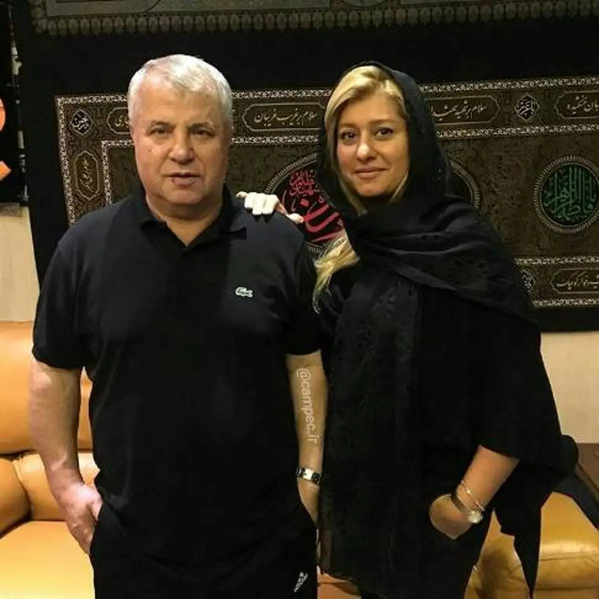 دختر علی پروین در کنار پدرش در محرم! عکس