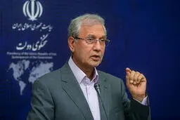 انتقاد تند ربیعی از عدم پخش سخنرانی روحانی در تلویزیون