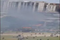 سقوط جنگنده در یک مدرسه با ۱۹ کشته