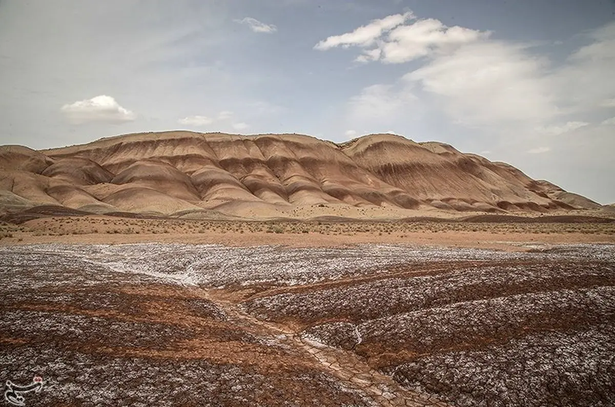 تصاویر /کویر رنگین‌کمانی در دو قدمی تهران