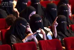 حضور زنان عربستانی در سینما برای اولین بار/عکس