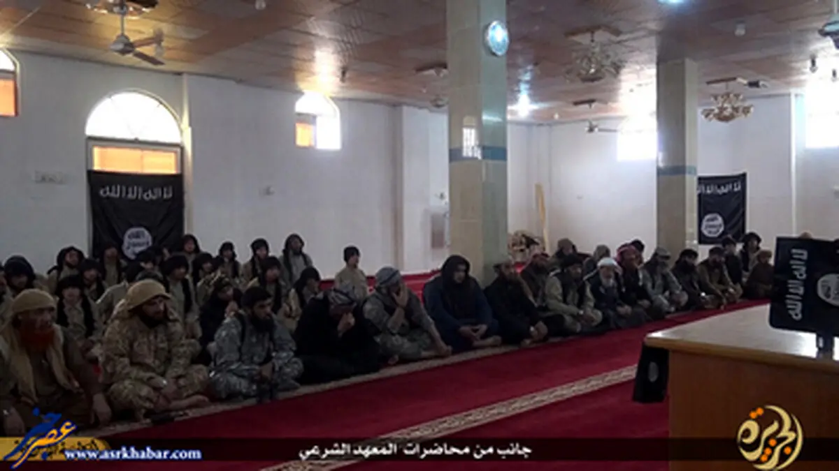 مراسم فارغ التحصیلی دانشگاه داعش/ تصاویر